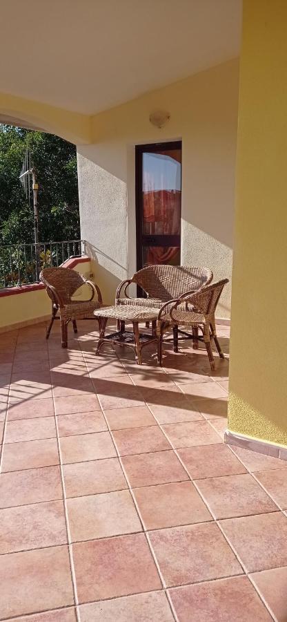 Casa Vacanza シニスコーラ エクステリア 写真